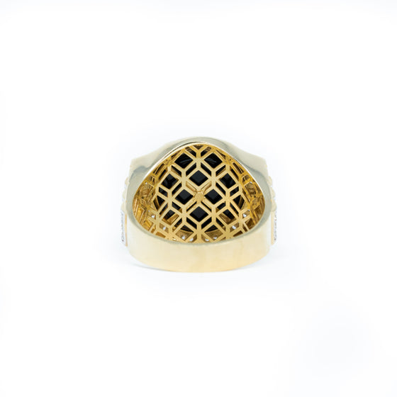 Skull in Onyx Gold Ring - 10k Gold| GOLDZENN(Back details of the ring.)