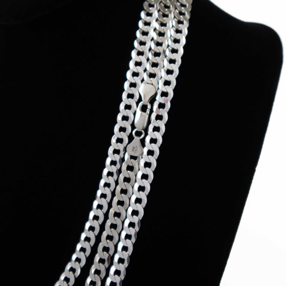 7mm - Curb Link Chain - 925 Silver| GOLDZENN- Showing the chains in closer detail.