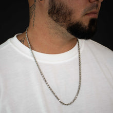  4mm 925 Silver Rope Chain | GOLDZENN Jewelry- Side view detail of the chain while wearing with a model.