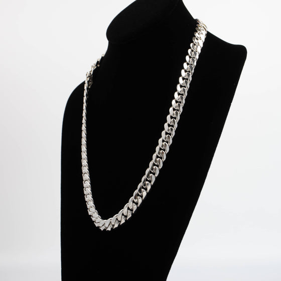 Silver Cuban Link Chain 999- 14mm | GOLDZENN Jewelry- Showing the side view details of the chain.