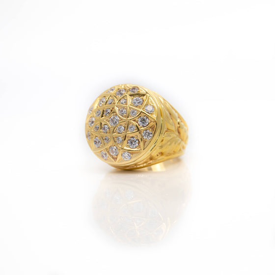 Round Cluster Ring in Solid Gold