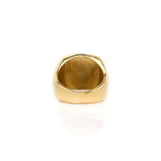 Mason Ring in Solid Gold| GOLDZENN(Back details of the ring.)