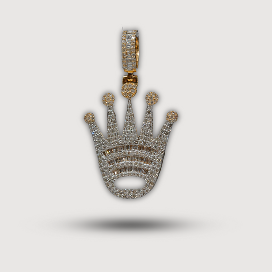 Crown-shaped diamond pendant in 14K yellow gold, featuring 1.08 carats of diamonds, epitome of luxury and elegance by Goldzenn.