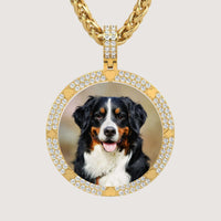 The 14K Gold Diamond Card Suit Round Picture Pendant showcases a sparkling diamond-studded border and features a photo of a black, white, and brown dog with its tongue out at the center.