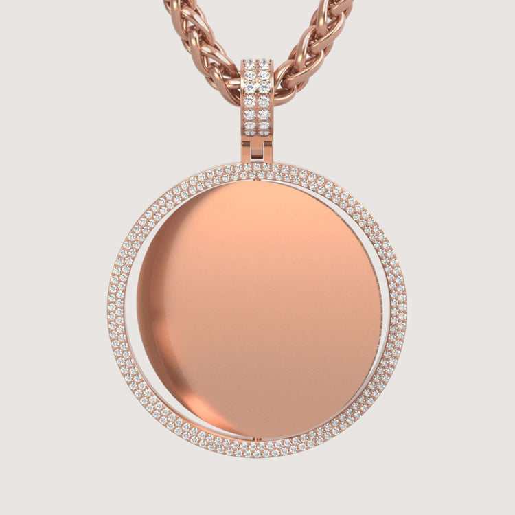The 14K Gold Double Diamond Halo Round Picture Pendant showcases a smooth center framed by two sparkling diamond halos, elegantly suspended on a twisted rose gold chain.
