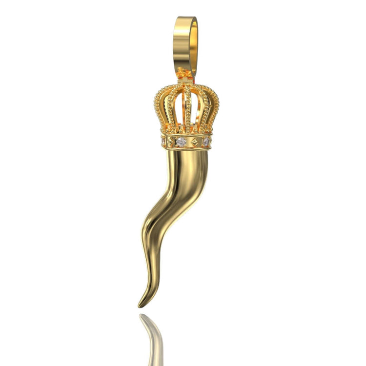 The Italian Horn Pendant – 14K Gold features a cornicello design with ornate details and VVS moissanite gemstones, shown on a plain white background.