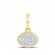  Colgante ovalado de diamantes de 1/10 CTW en oro de 10 quilates
