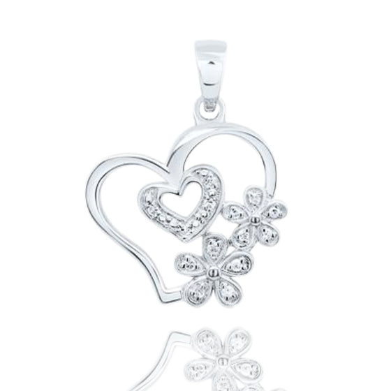 Colgante de corazón con flor de diamante de 1/20 CTW en oro de 10 quilates