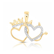  Colgante de corazón doble con diamantes de oro de 10 quilates (1/6 CT)