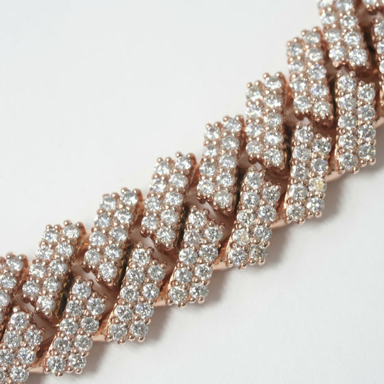 alt=" 15mm 22" Cuban link chain in 10k gold with 41.05CT G+ VS natural diamonds. Bold, luxurious, and expertly handcrafted for timeless elegance. "