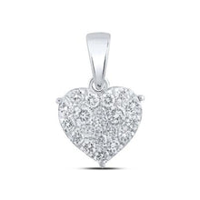  Colgante de corazón de diamantes de 1/2 CTW en oro de 10 quilates
