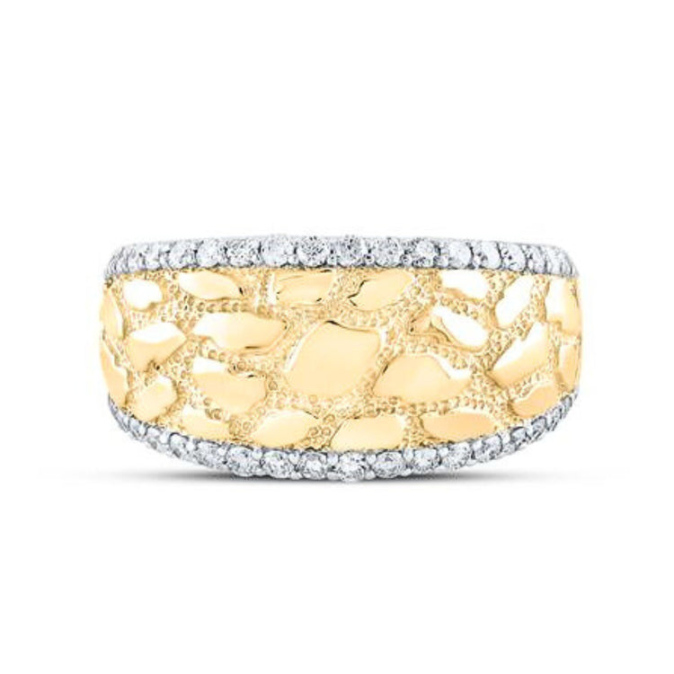 The 10k Yellow Gold Diamond Nugget Band Ring 3/4 Cttw features an organic, irregular pattern with diamond-bordered edges for added sparkle, elegantly displayed against a white background.