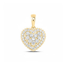  Colgante de corazón de diamantes de 1/2 CTW en oro de 14 quilates
