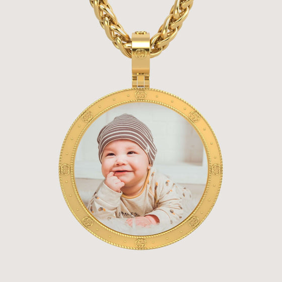 14K Gold Round Engraved Border Picture PendantCharms & Pendants