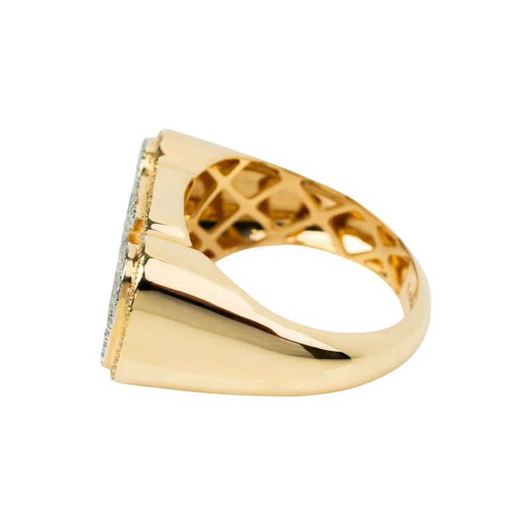 Make a statement with the 0.78 CTW CEO Natural Diamond Cluster Ring in 14k Gold, featuring brilliant diamonds in an elegant design.