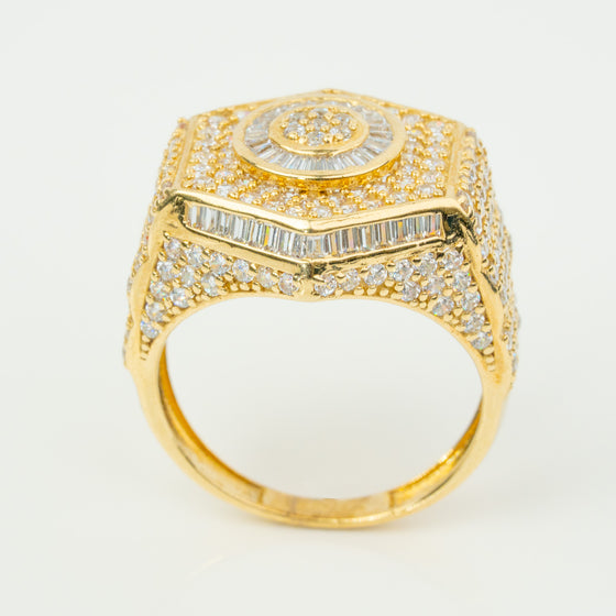 Round Cluster Gold ring 10k Gold With CZ stones