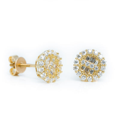 Moissanite Stud Gold Earrings - 10k Yellow Gold| GOLDZENN(Full details of the earrings.)