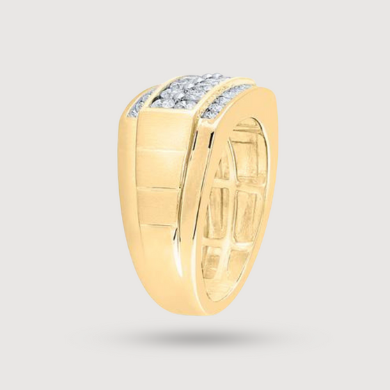 Four-Row 1-1/2ctw Diamond Ring - 14k Yellow Gold