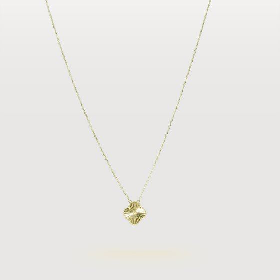 Single Gold Four Leaf Clover in 14k Yellow Gold. | GOLDZENN