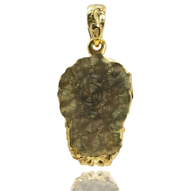 The Greek Poseidon Pendant – 14K Gold Men’s Pendant offers ancient Greek mythology-inspired style, making it the perfect accessory to add a touch of elegance to your look.