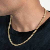 Wearing the Hollow Gold Cuban Link Chain (7.5mm - 15mm) instantly elevates your style with a touch of elegance.