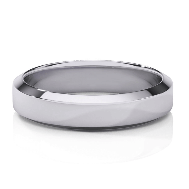 The Men's Wedding Band Classic White Gold - 4.5mm features a simple, polished design with a smooth, rounded surface, elegantly displayed against a white background.