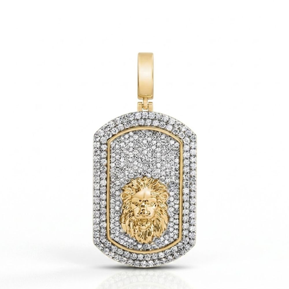 The 2-1/3CTW Diamond Dog Tag Men’s Charm features a detailed lion head in 10K yellow gold, accented by sparkling diamonds—an impressive rectangular pendant with rounded top corners for any men's collection.