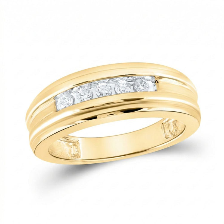 The 14k Yellow Gold Diamond Wedding Band 1/4 Cttw features a polished finish and a single row of five round diamonds in a horizontal channel, creating an elegant band perfect for any occasion.