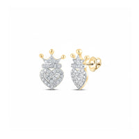 10k Gold Diamond Crown Heart Earrings 1/6 Cttw close-up detail - GOLDZENN