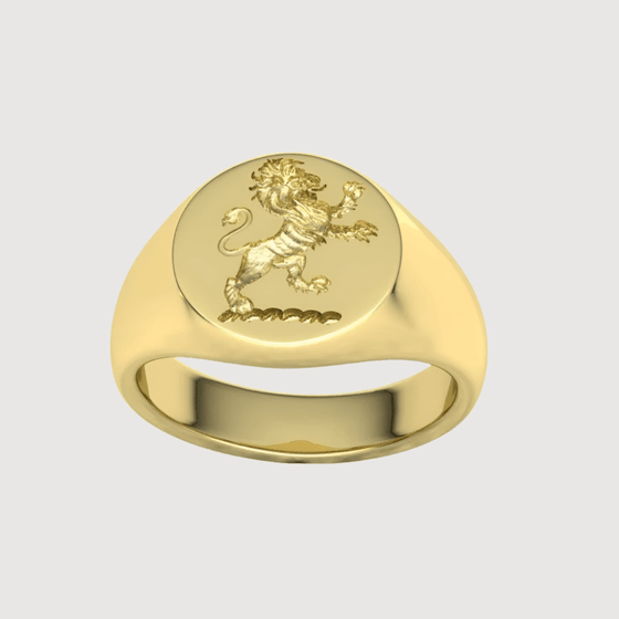 ALT=" 14K Gold Scottish Rampant Lion Signet Ring Celebrate heritage with the 14K Gold Scottish Rampant Lion Signet Ring. Features radiant 14K gold and intricate lion detailing for a bold and elegant design. "