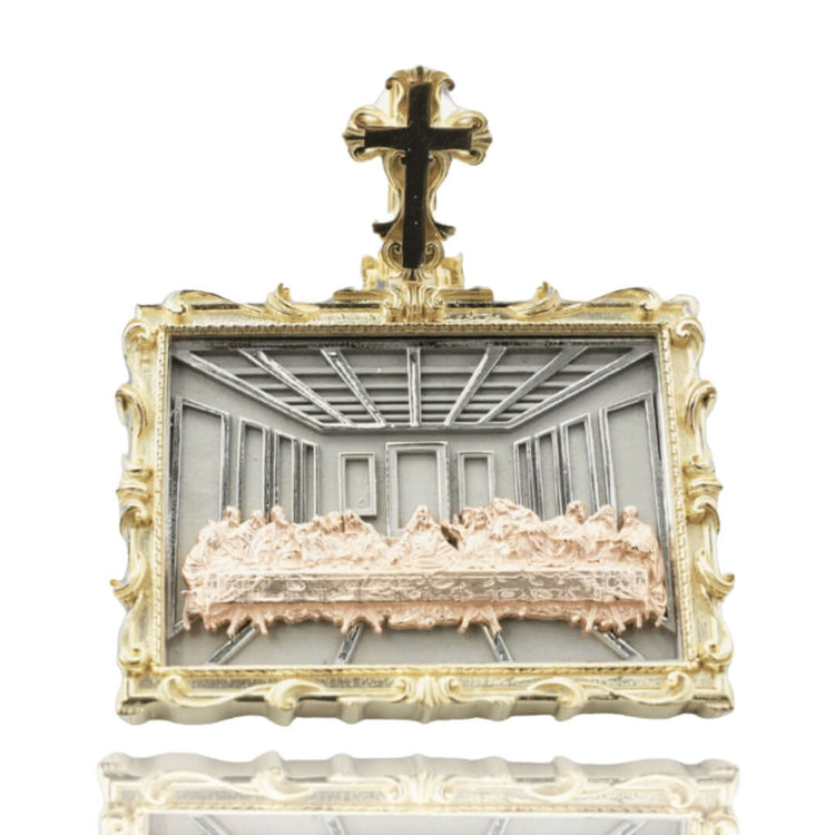 Crafted in 14K gold, the Tricolor Last Supper Pendant features a detailed 3D relief of Jesus and his disciples framed beneath a cross—a striking men’s keepsake and meaningful jewelry statement.