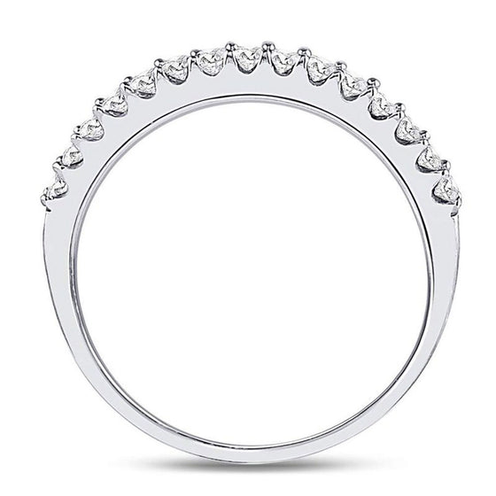 0.26CTW Round Diamond Wedding Band - 14k Gold| GOLDZENN- Side view detail of the ring.