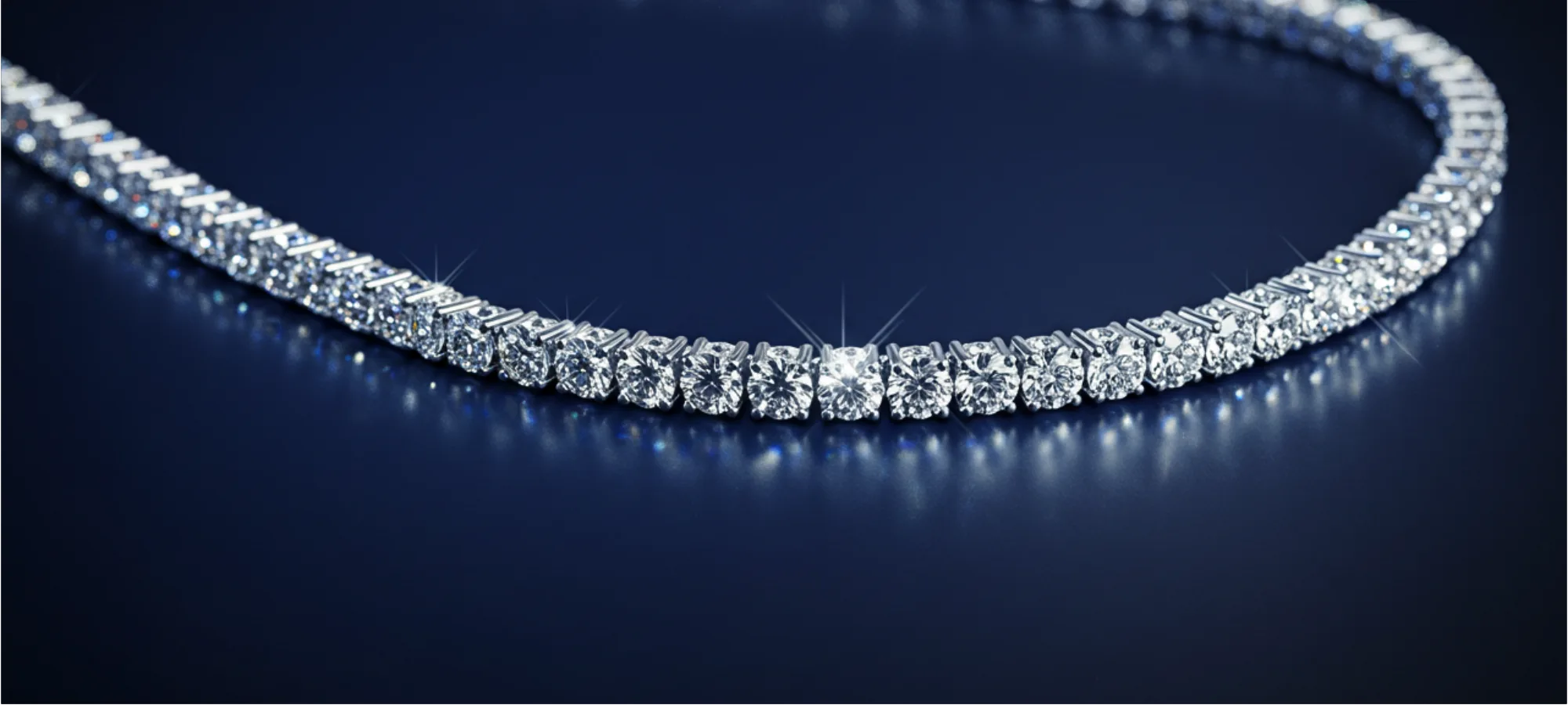 Alt=" A banner showcasing a Diamond Tennis chain "